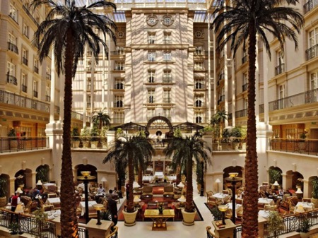 landmark-hotel-700x525